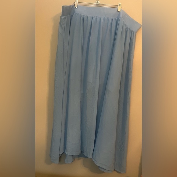 NWT Torrid Maxi Chiffon Undershort Skirt Blissful Blue Torrid Size 4X - Picture 3 of 13